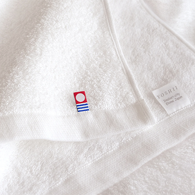 今治生まれの白いタオル / White towel born in Imabari